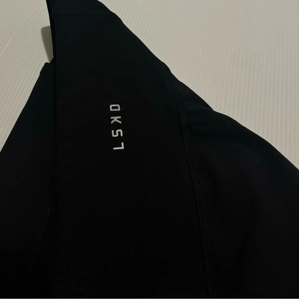 LSKD - Rep Ultra High-Rise Full Length Legging Pockets - Picture 3 of 7